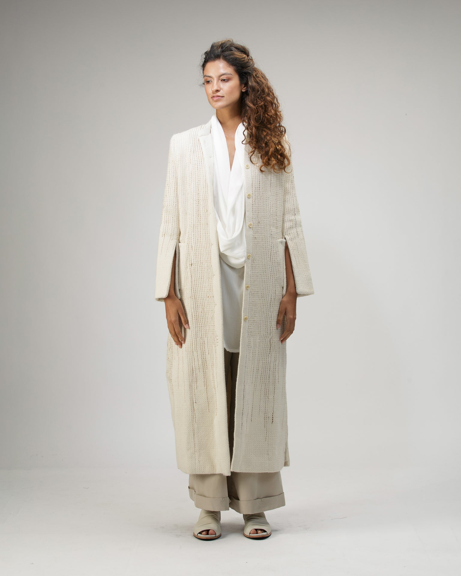 ARTISANAL CUTOUT COAT IN ALPACA AND BANANA FIBER