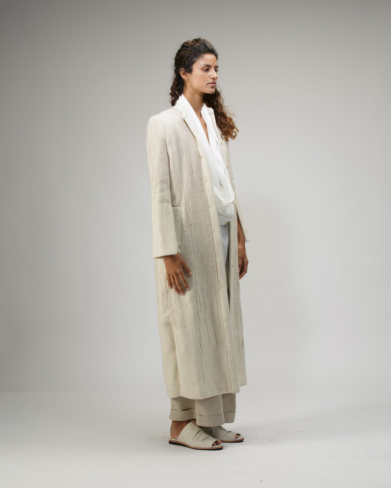 ARTISANAL CUTOUT COAT IN ALPACA AND BANANA FIBER