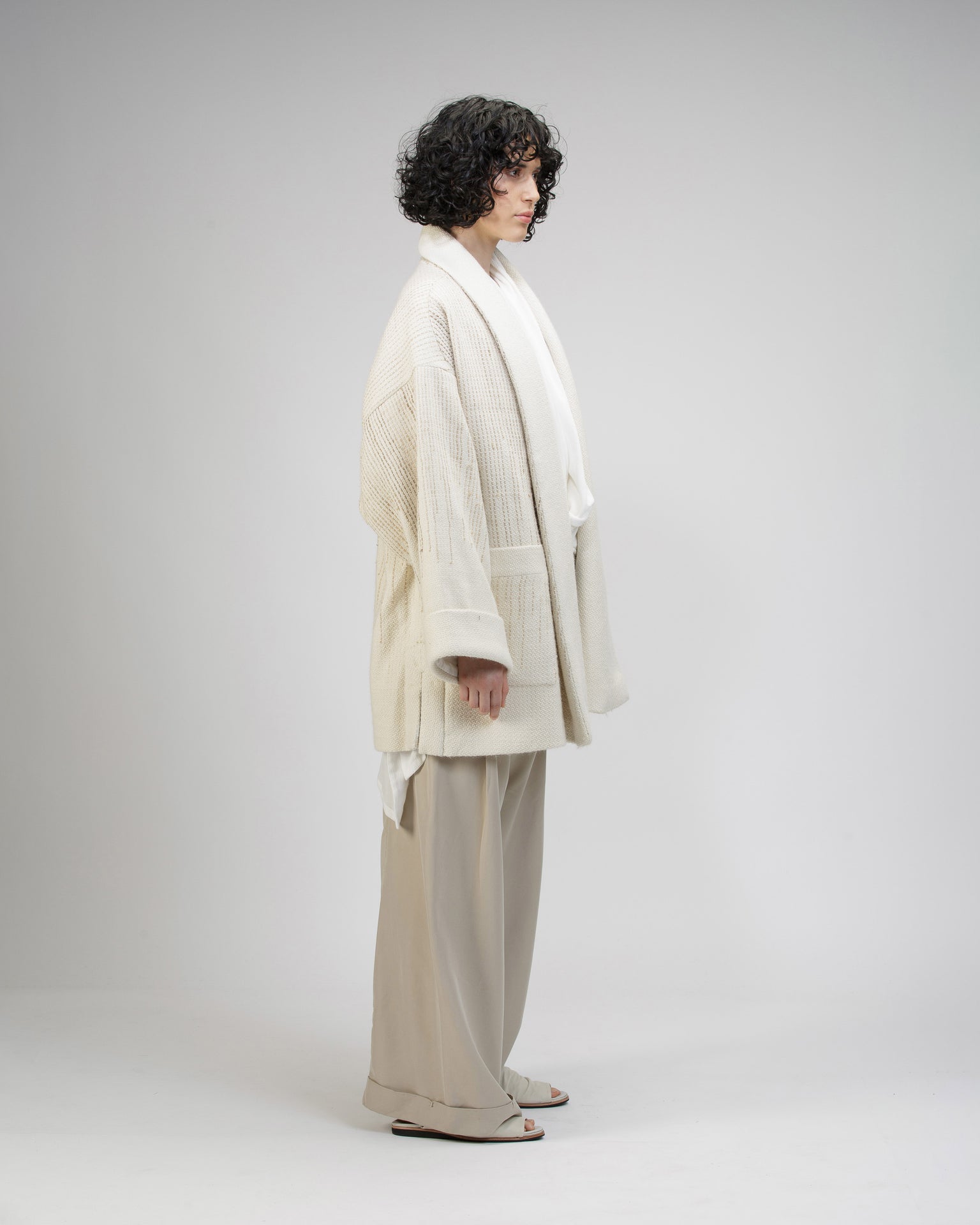 ARTISANAL SHORT KIMONO COAT IN ALPACA AND BANANA FIBER