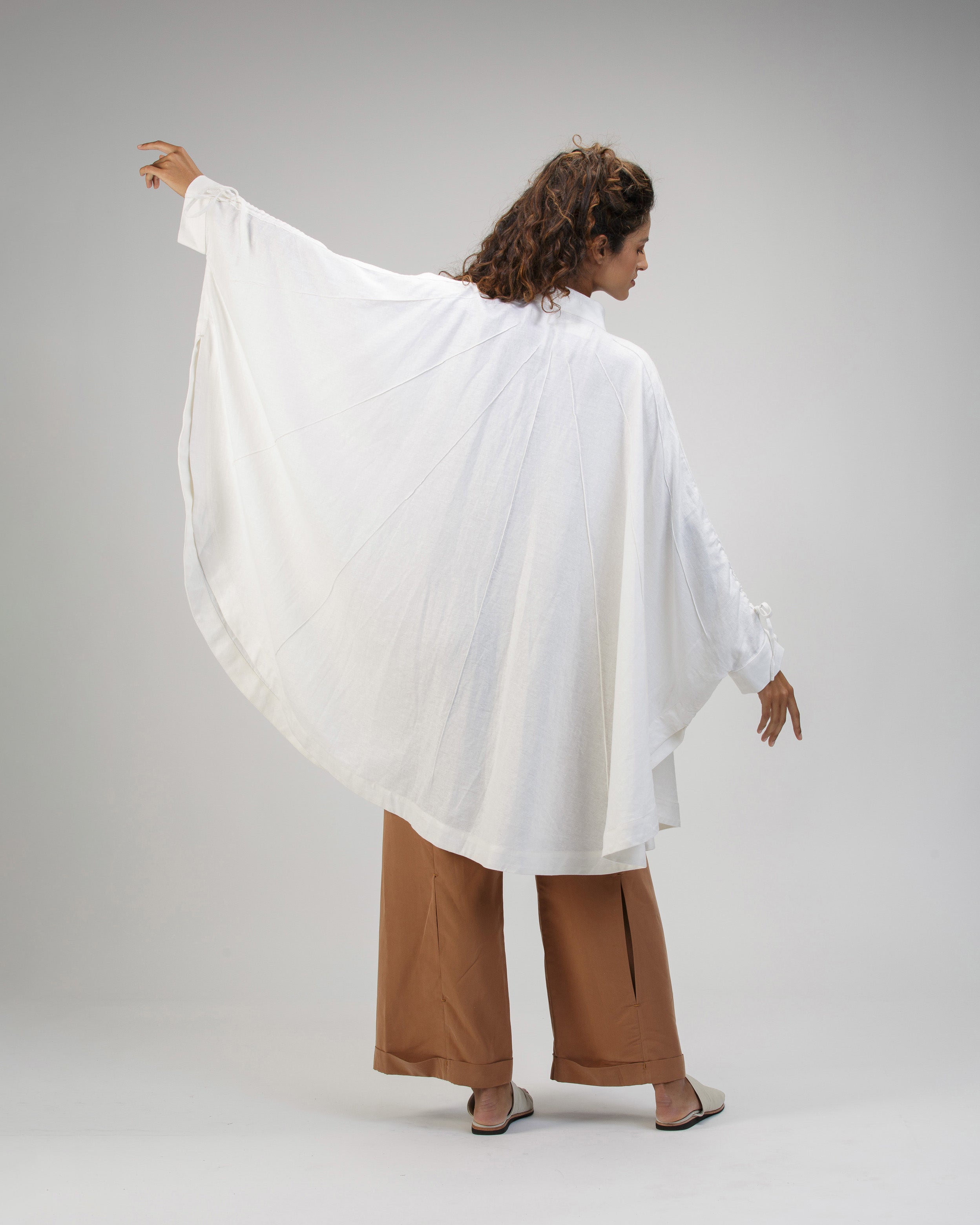 UNISEX IVORY CIRCULAR SUN SHIRT