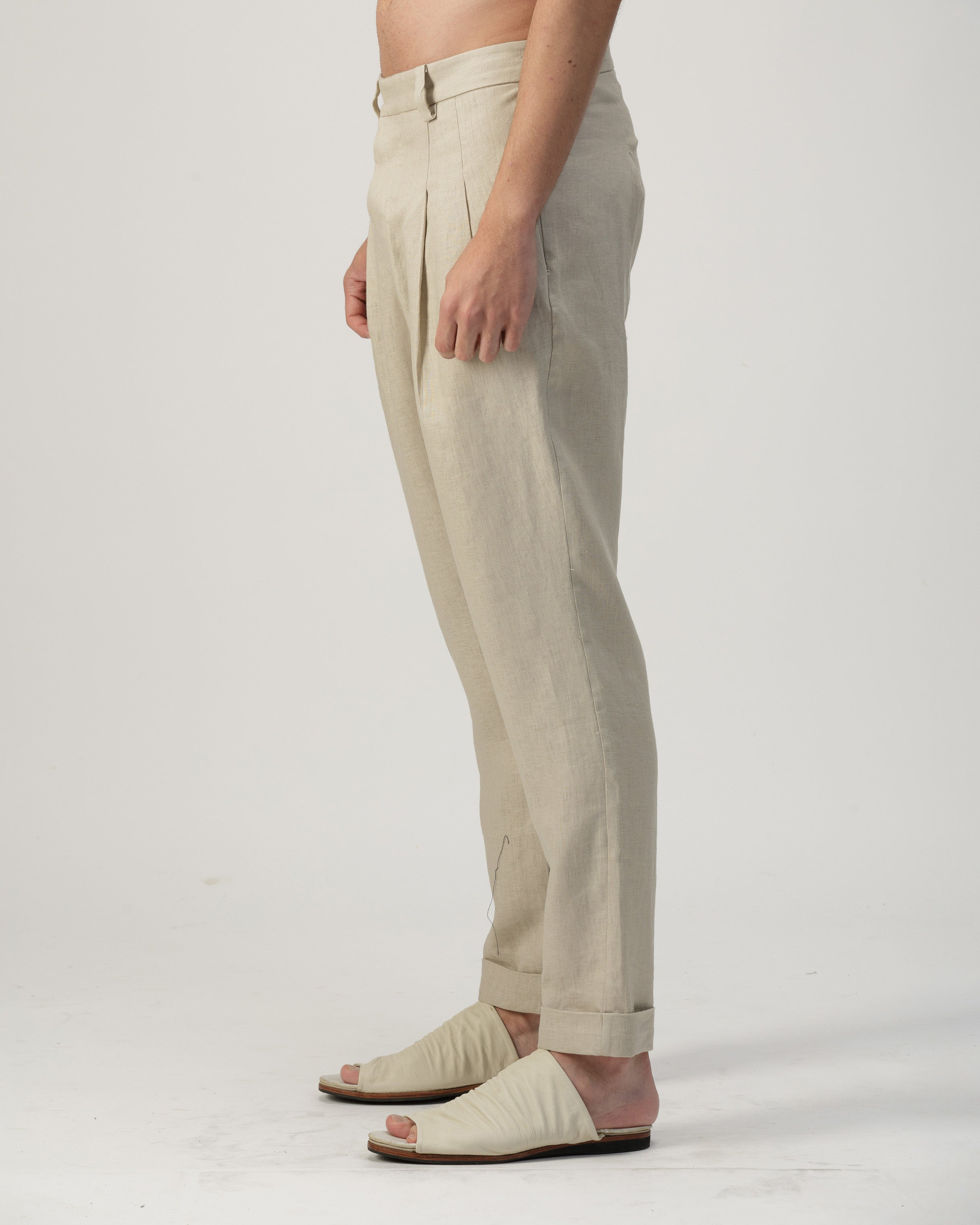 NATURAL PLEATED WAISTBAND LINEN PANTS