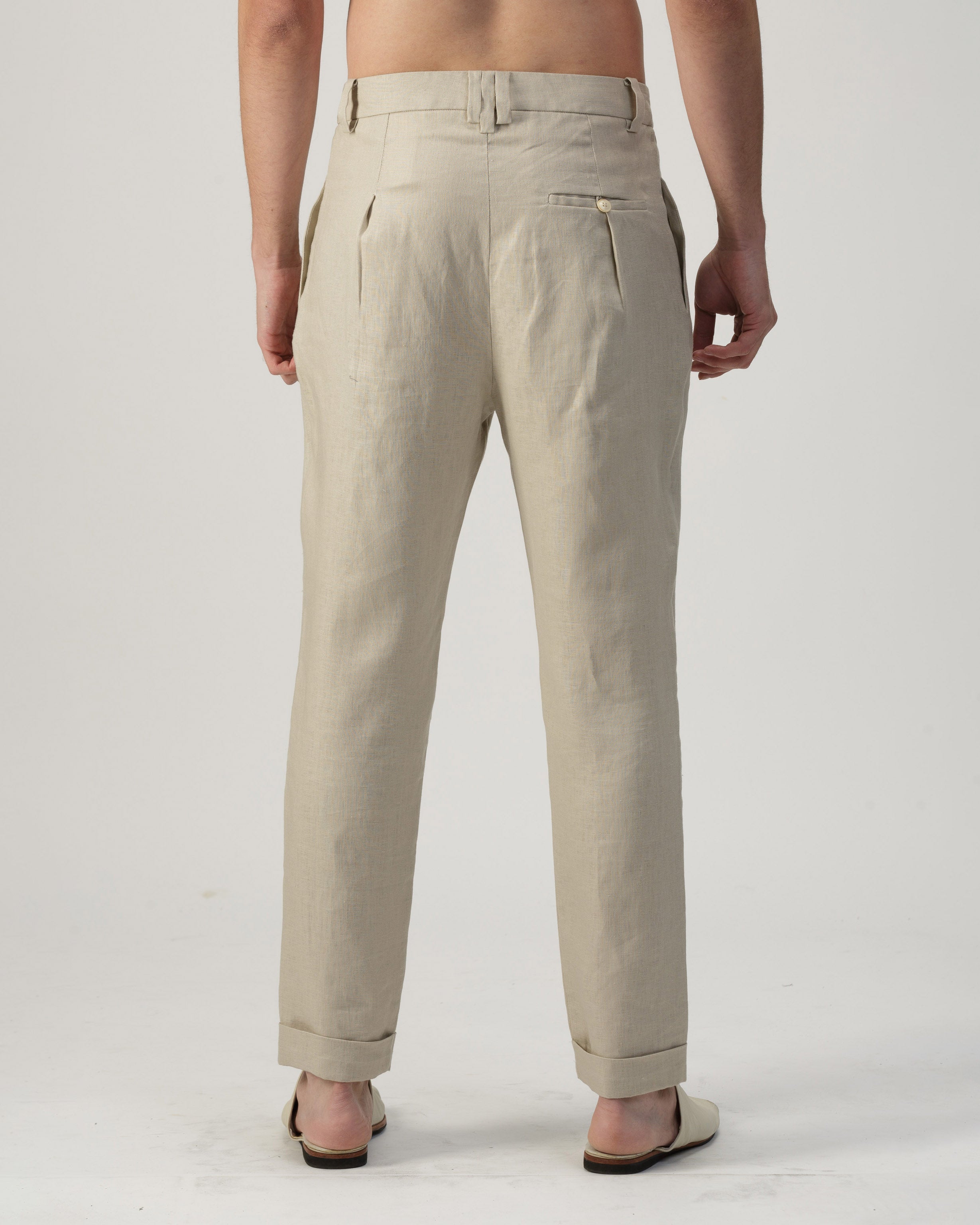 NATURAL PLEATED WAISTBAND LINEN PANTS