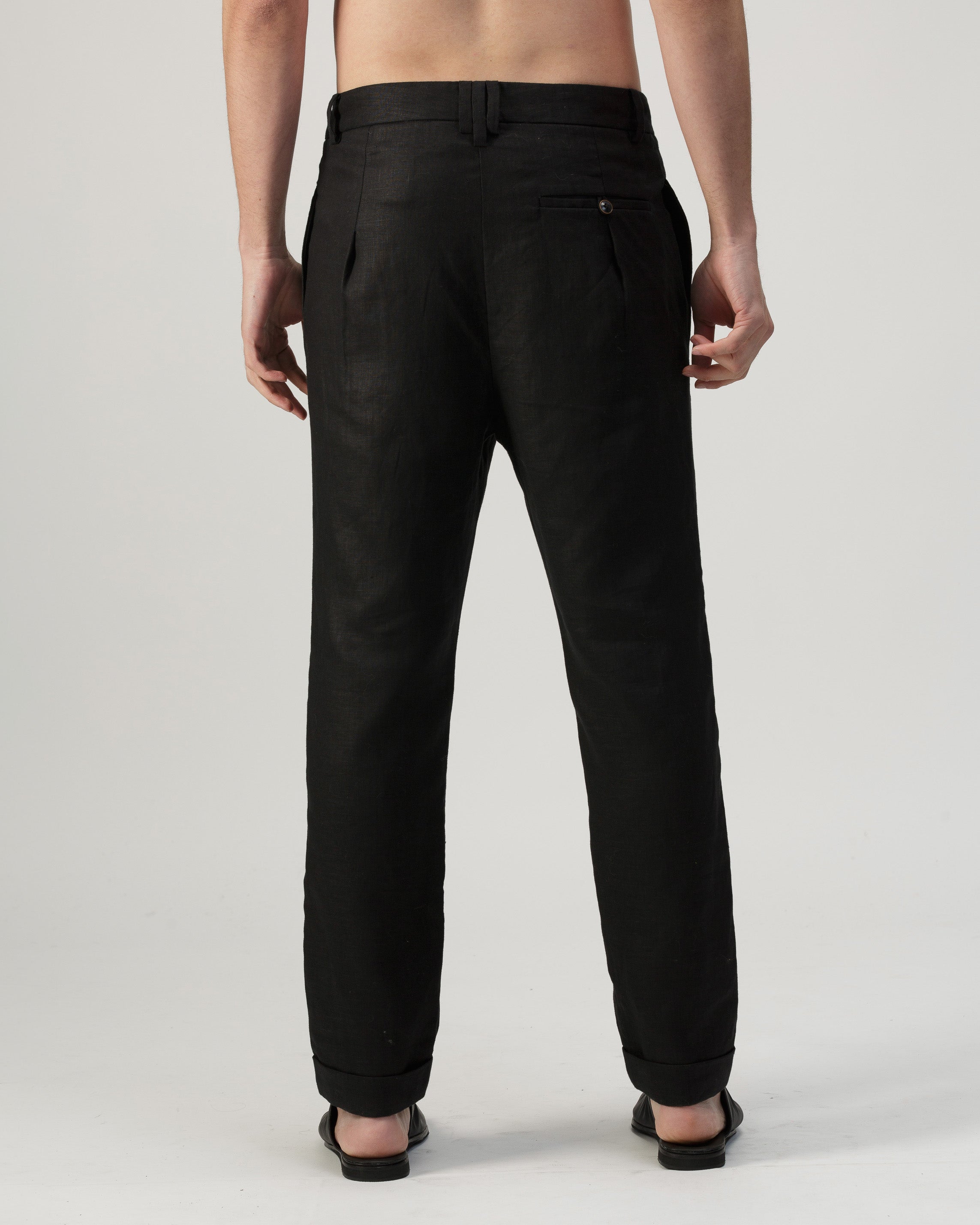 BLACK PLEATED WAISTBAND LINEN PANTS
