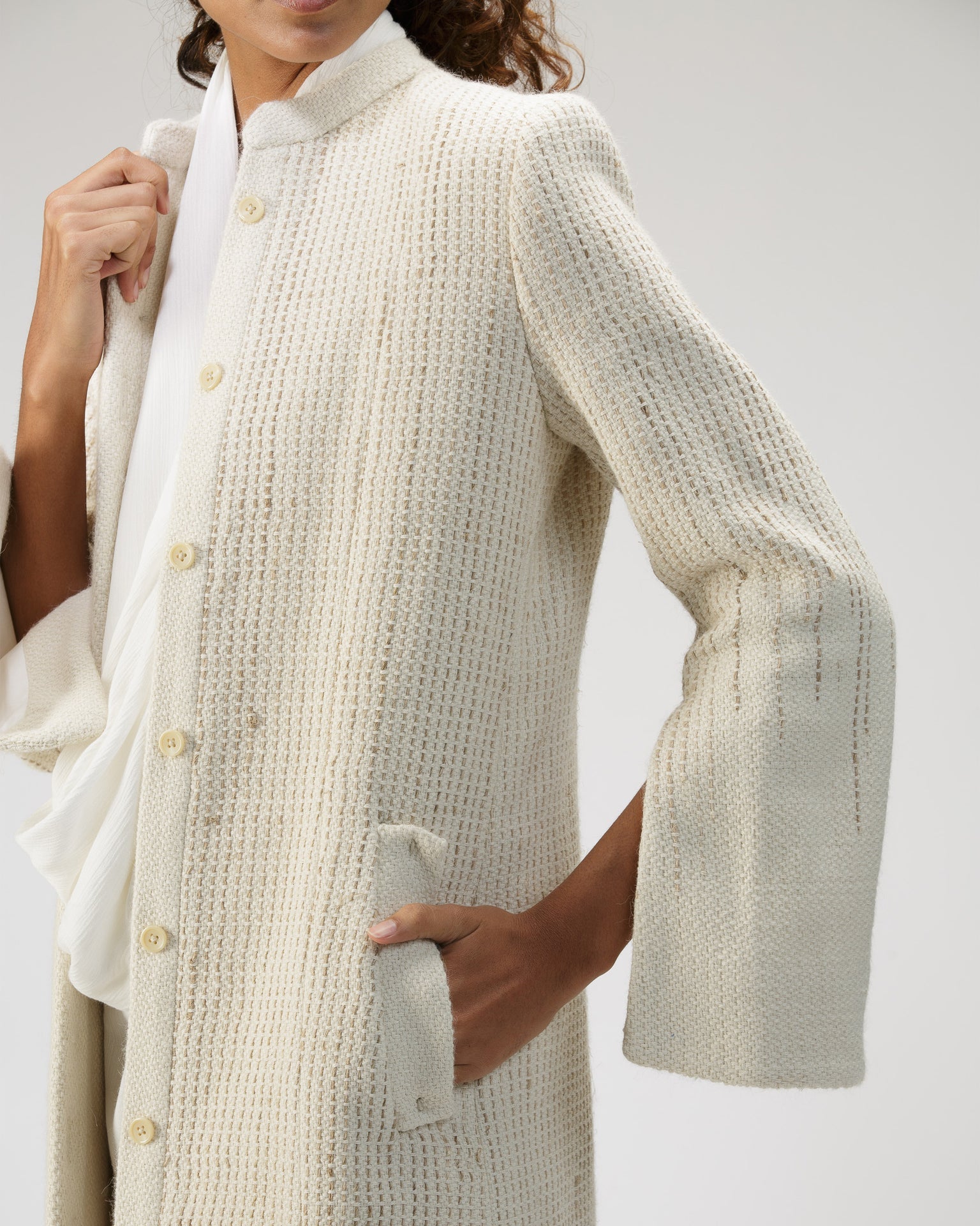 ARTISANAL CUTOUT COAT IN ALPACA AND BANANA FIBER