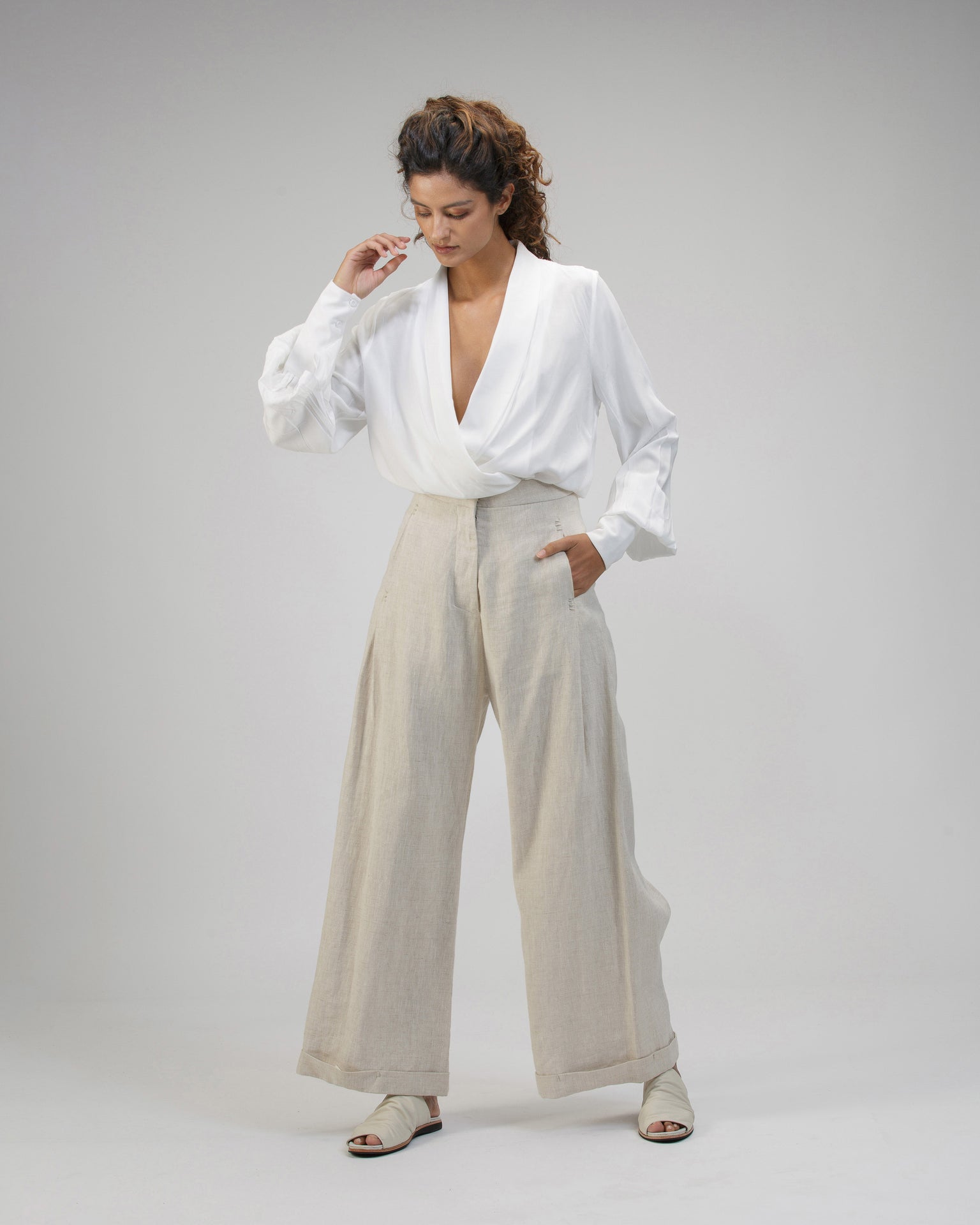 TUXEDO COLLAR BLOUSE IN VISCOSE