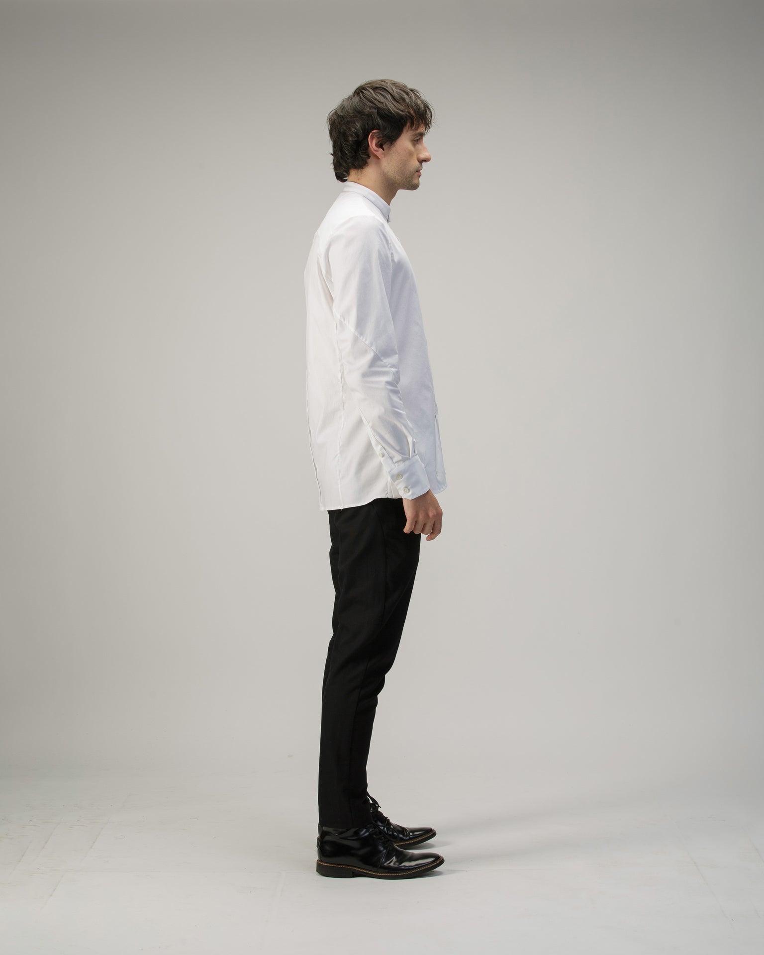 SLIM BUTTON UP SHIRT IN COTTON