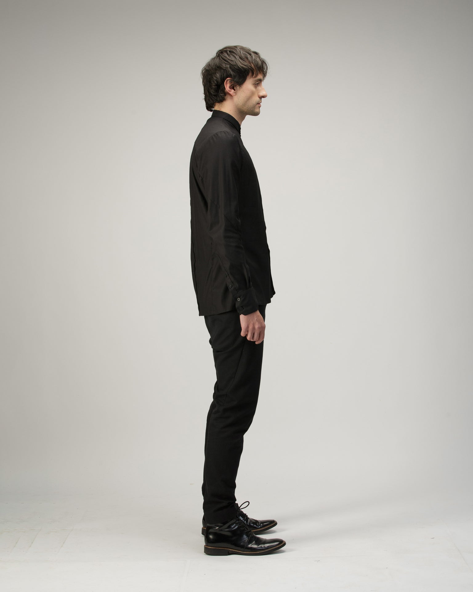 SLIM BUTTON UP SHIRT IN COTTON