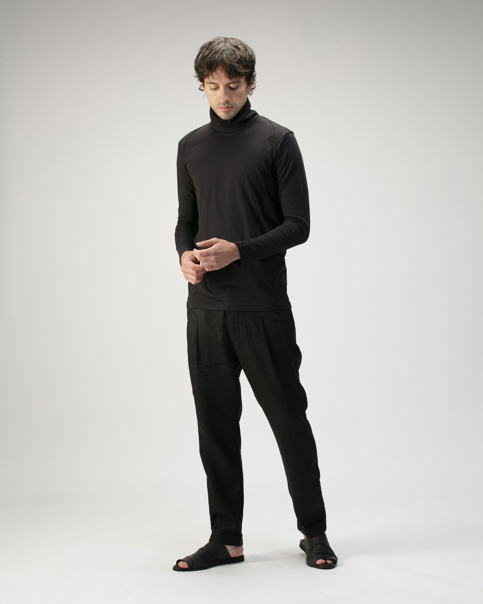 ARMOUR HIGH-NECK T-SHIRT IN COTTON