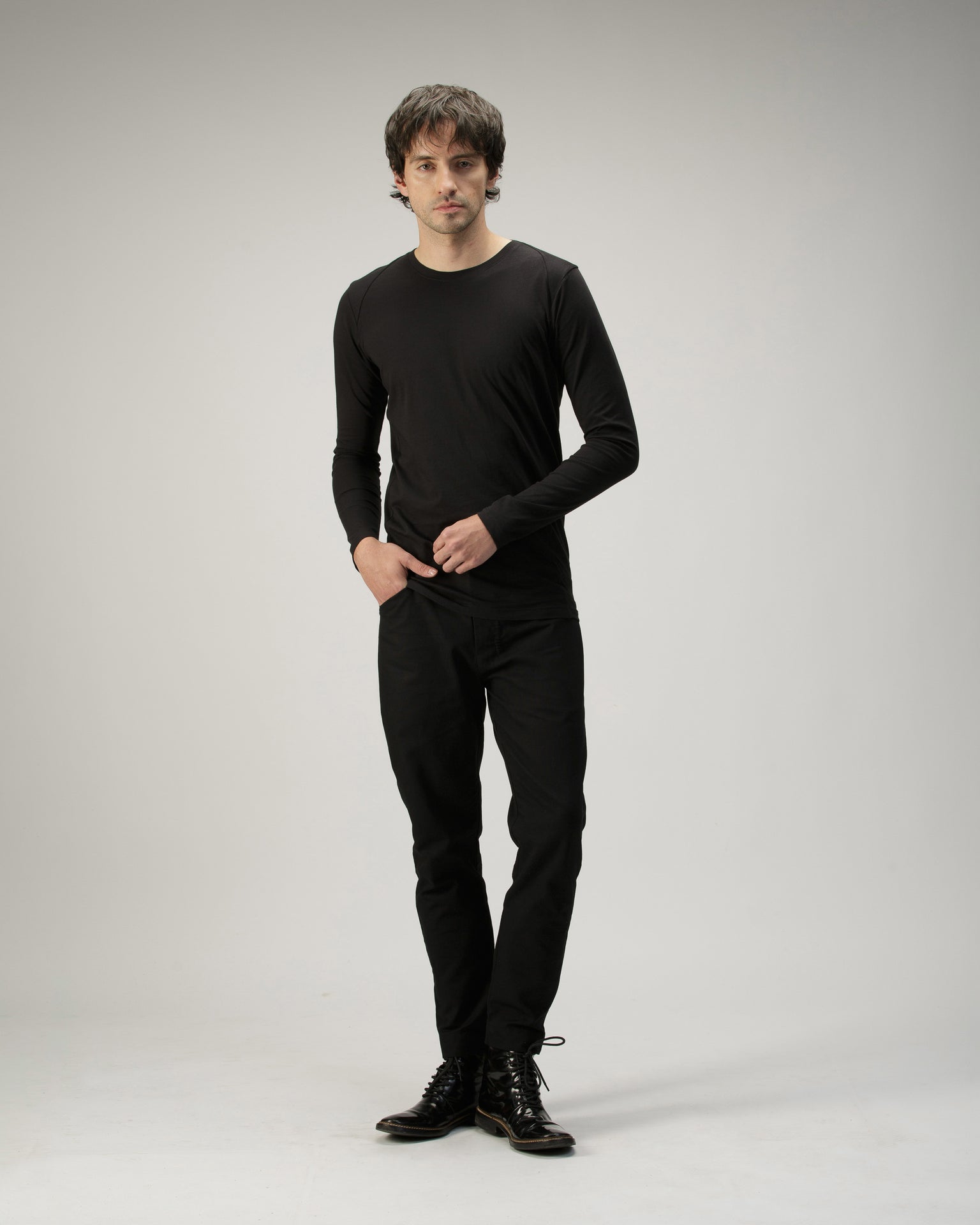 ARMOUR LONG SLEEVE T-SHIRT IN COTTON