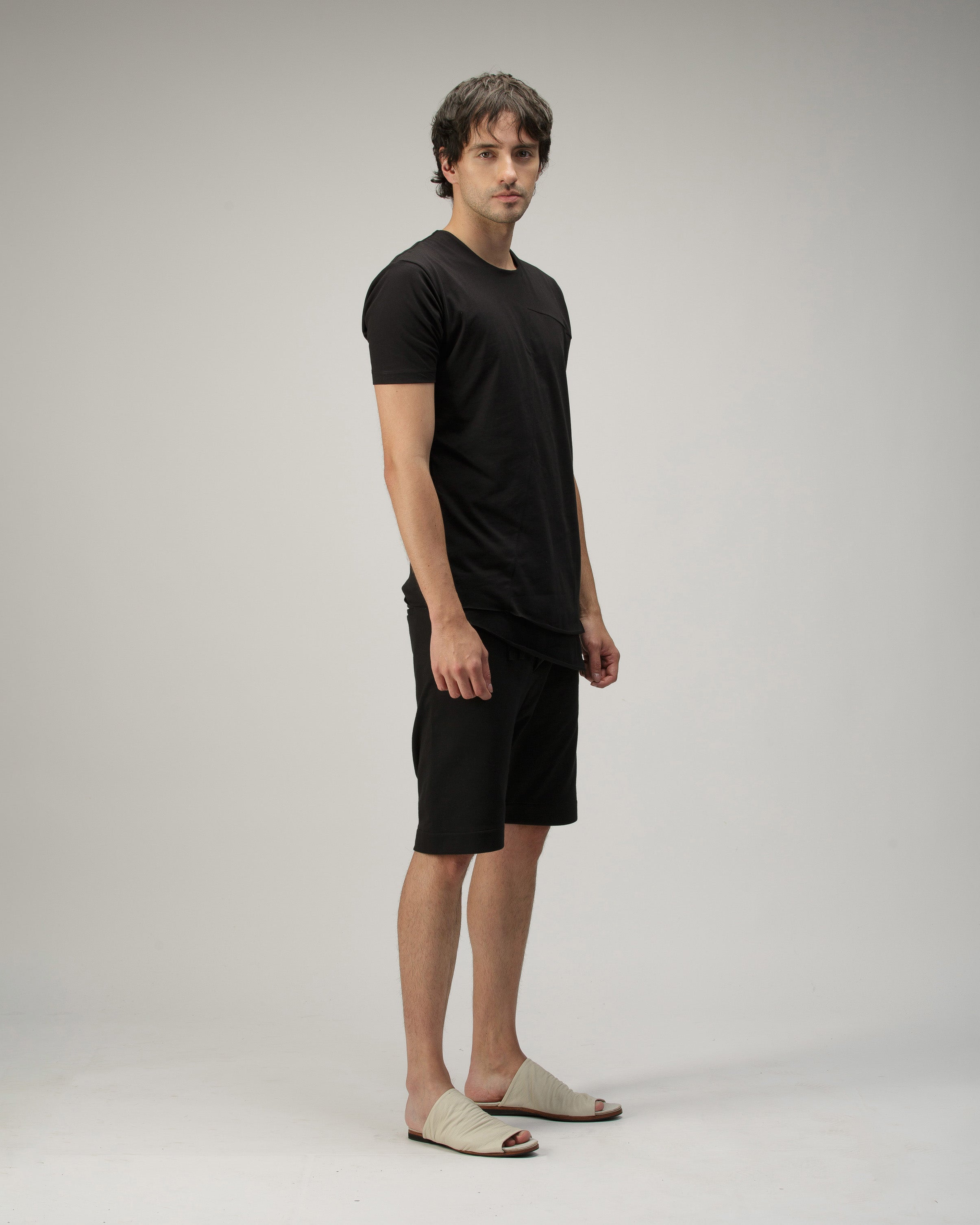 BLACK DOUBLE LAYER T-SHIRT