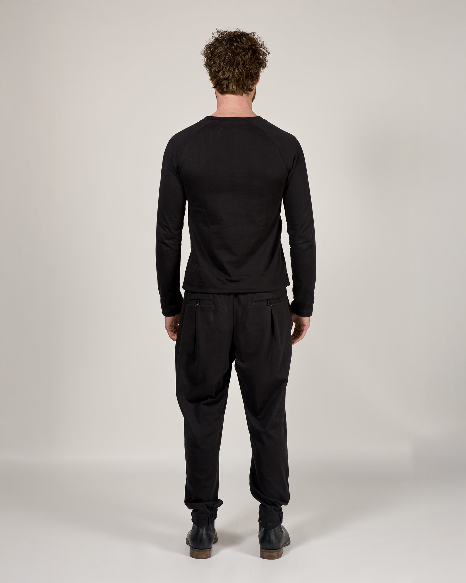 RANGLAN SLEEVE SWEATSHIRT IN COTTON