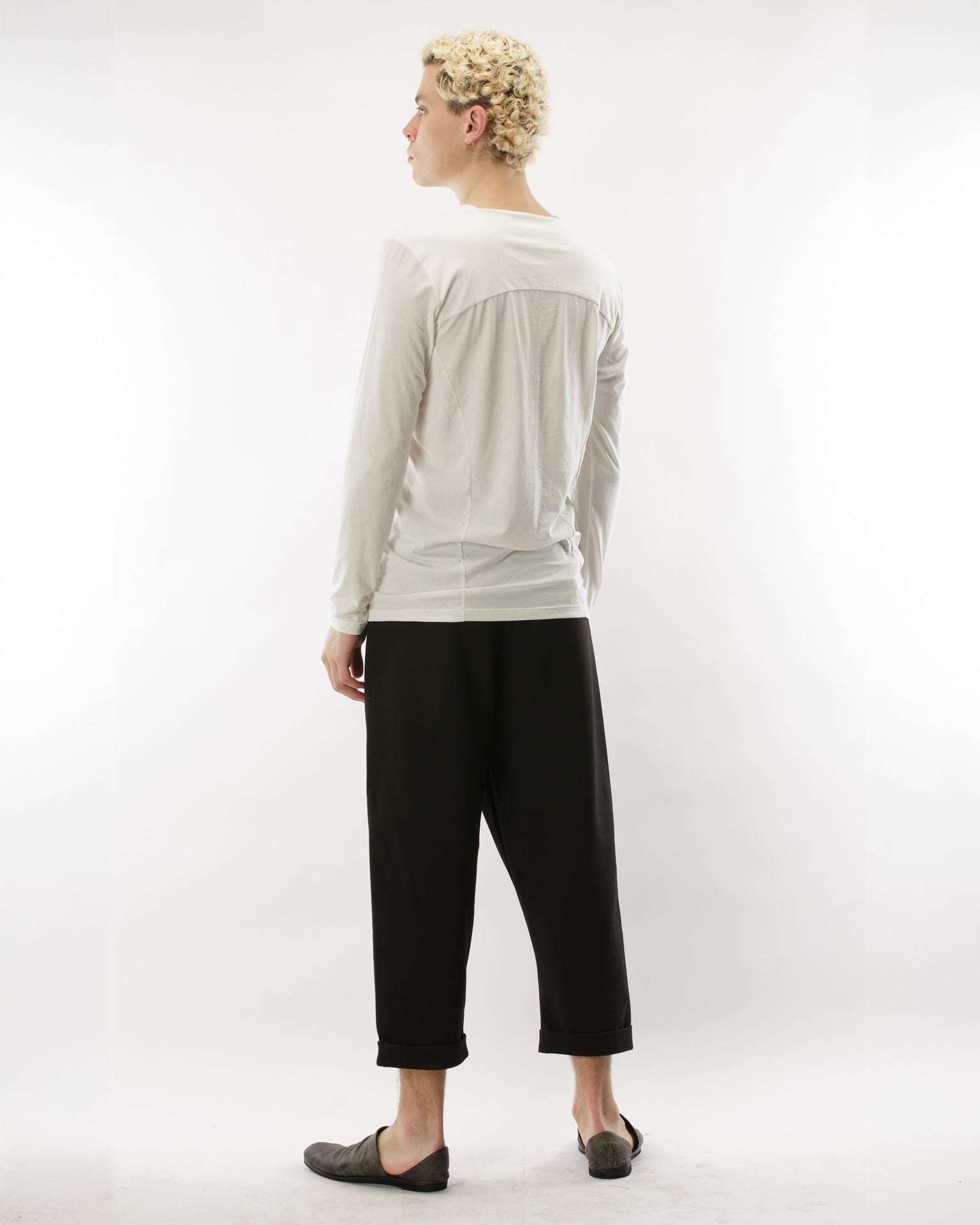 ARMOUR LONG SLEEVE T-SHIRT IN COTTON