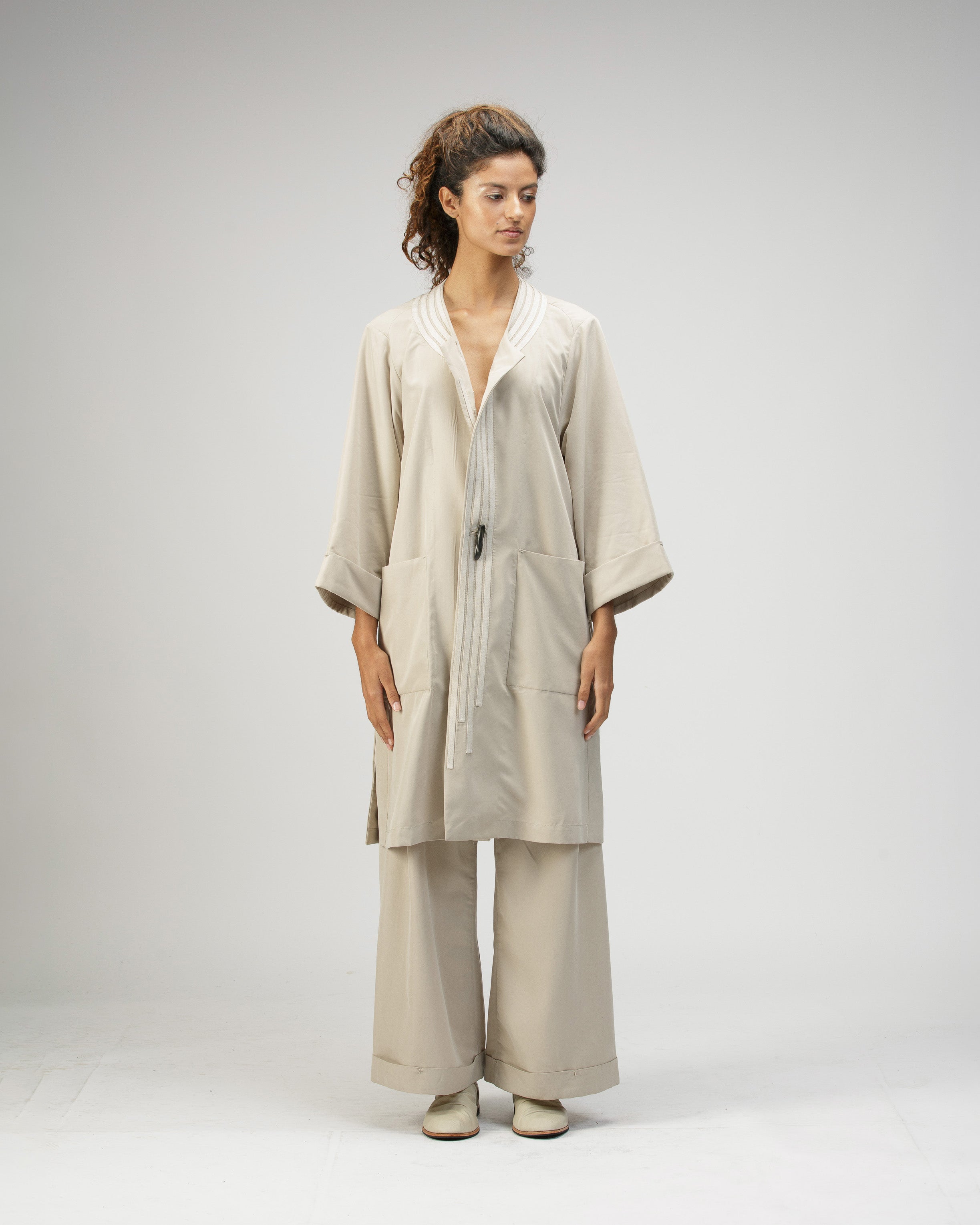 UNISEX TAUPE LINEN QUIMBAYA KIMONO