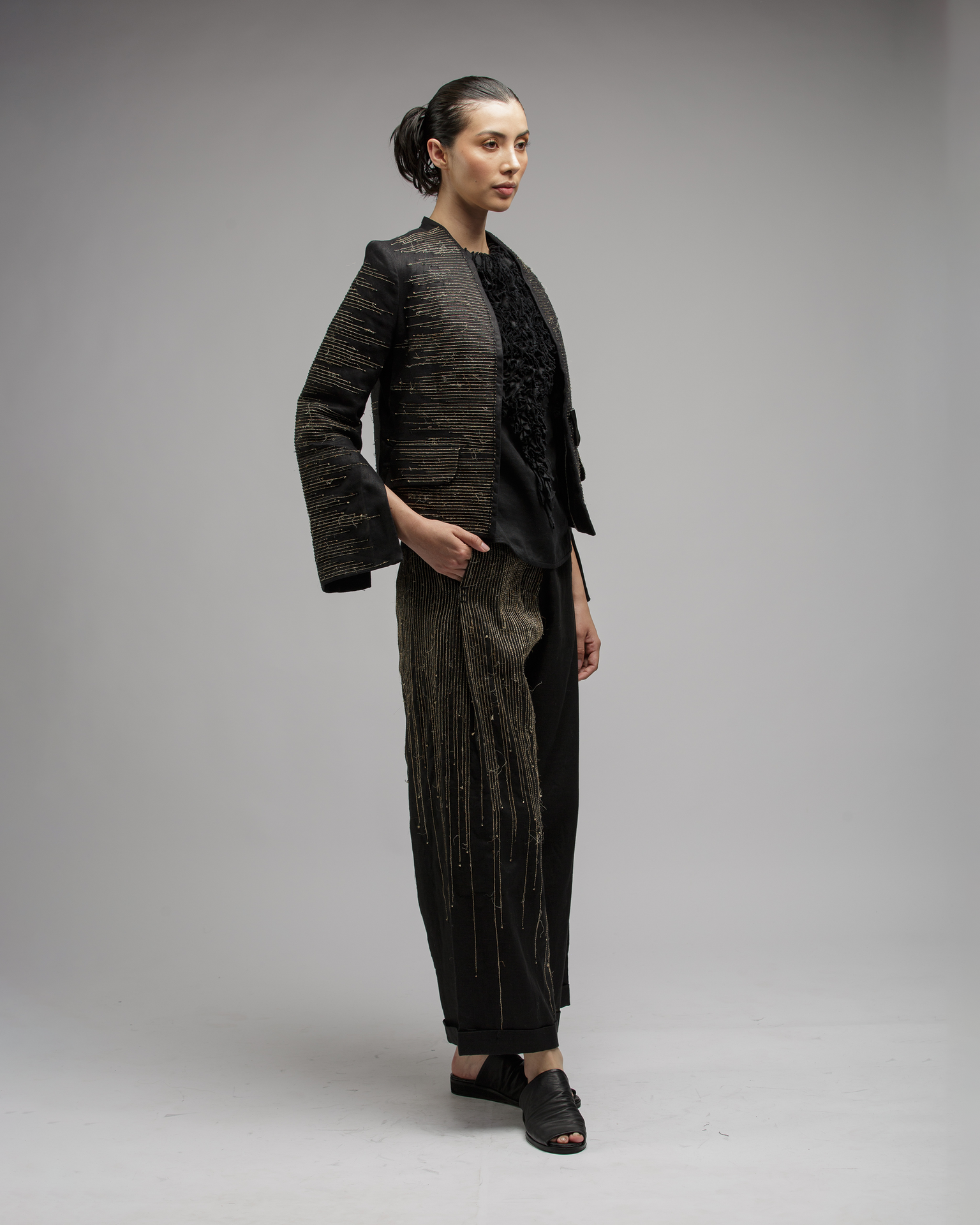 TIGER EMBROIDERED JACKET IN LINEN