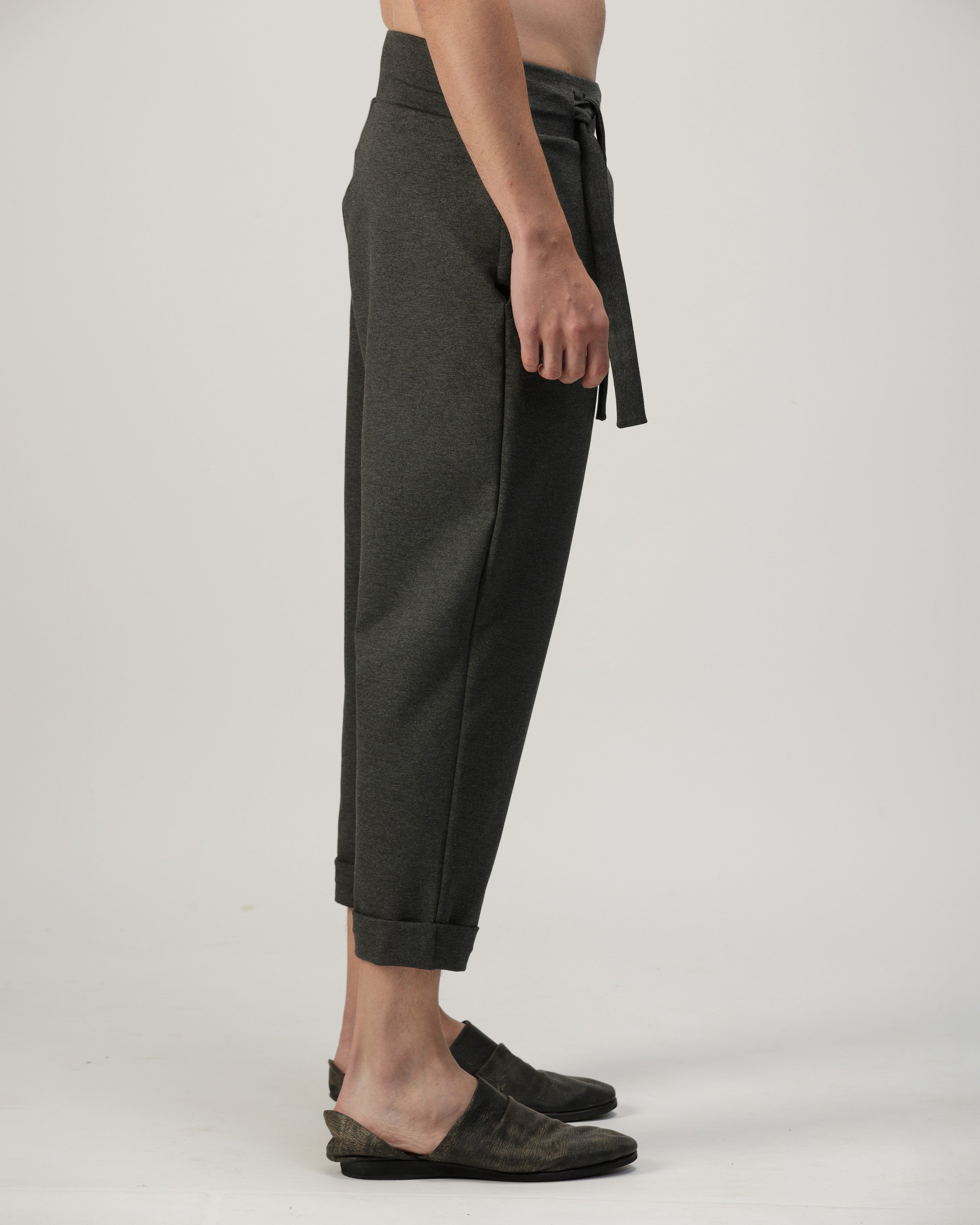 GREY RELAXED FIT CROSSED PANTS