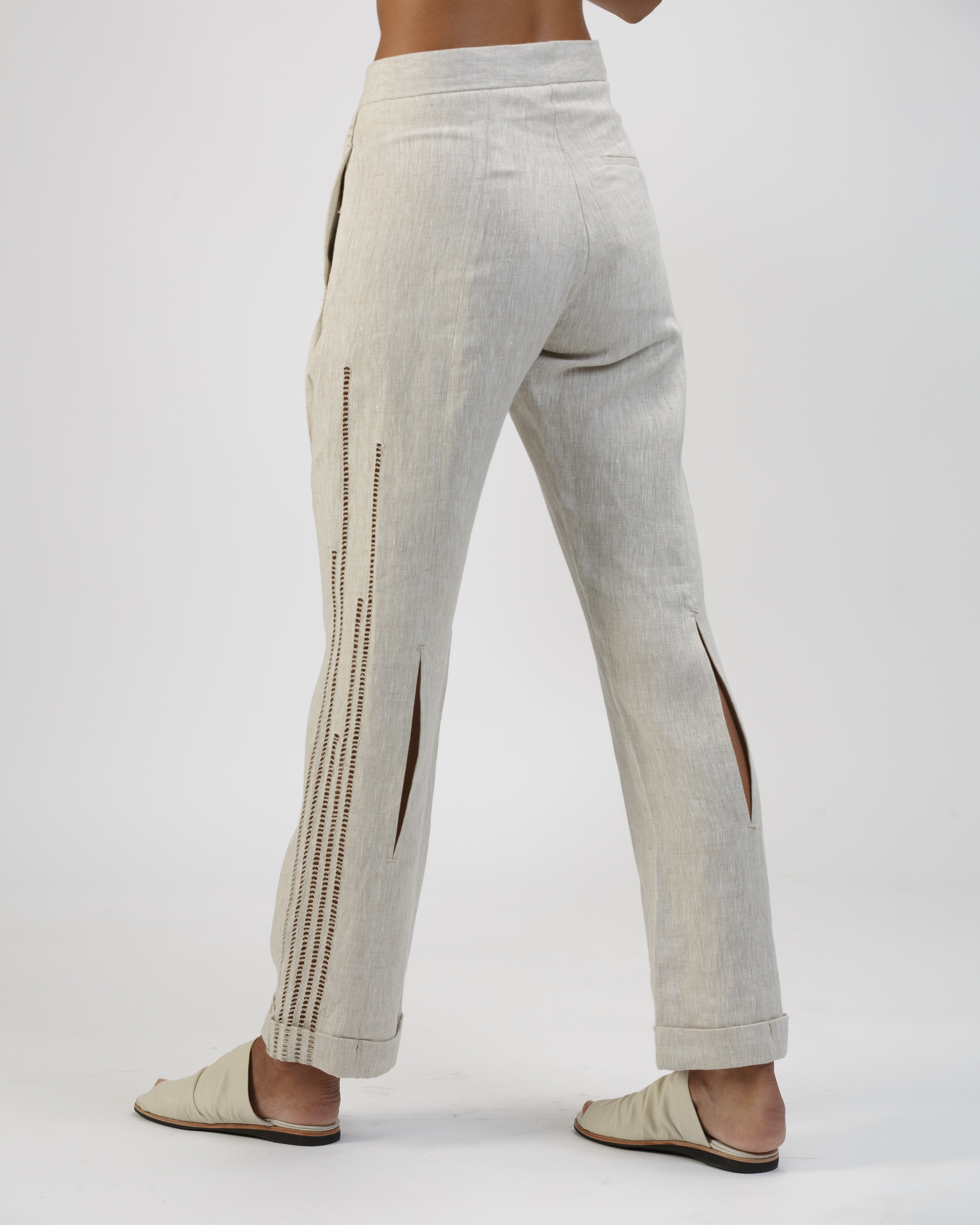 OAT CALADA SLIM PLEATED PANTS