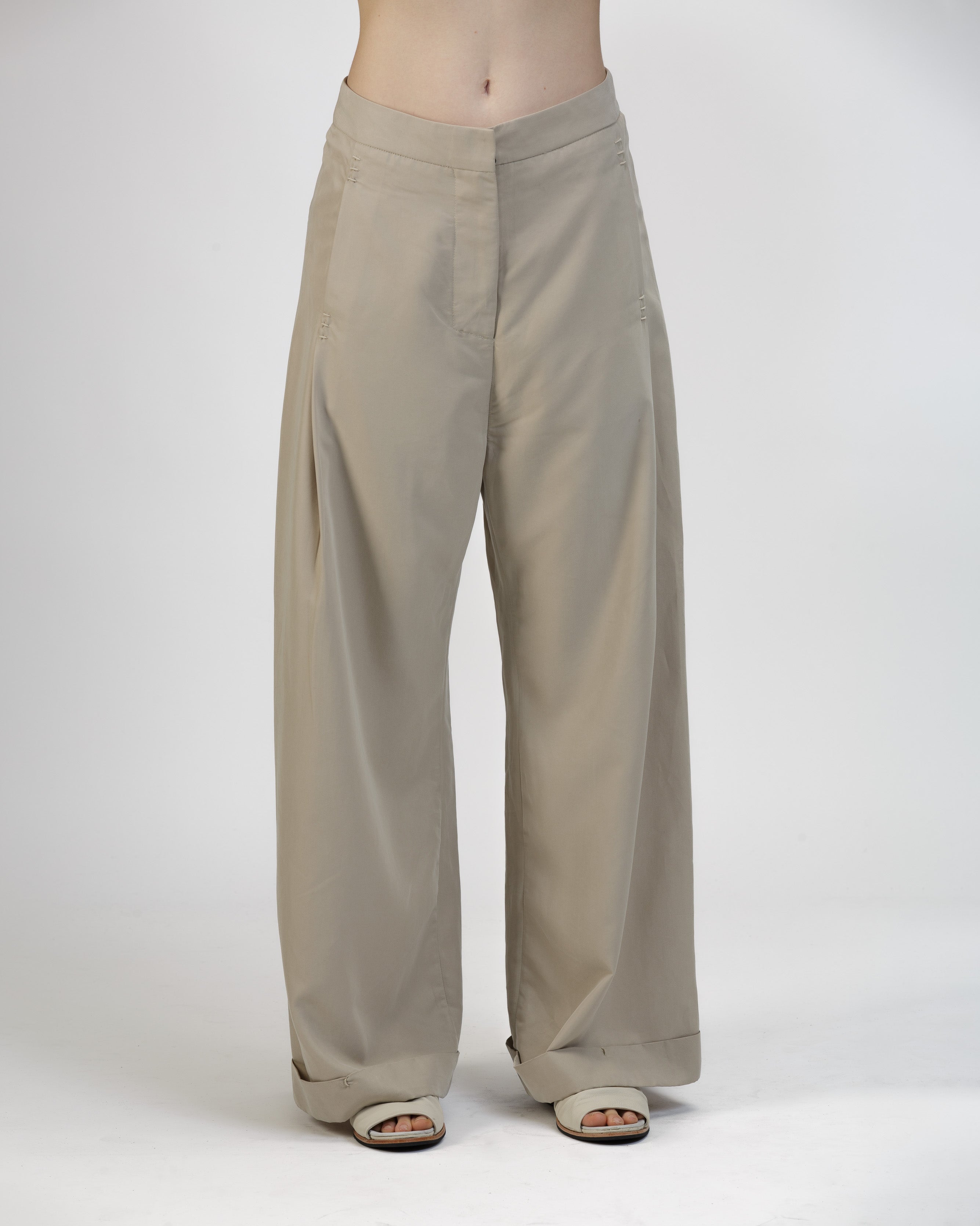 TAUPE WIDE PLEATED LIGHT PANTS