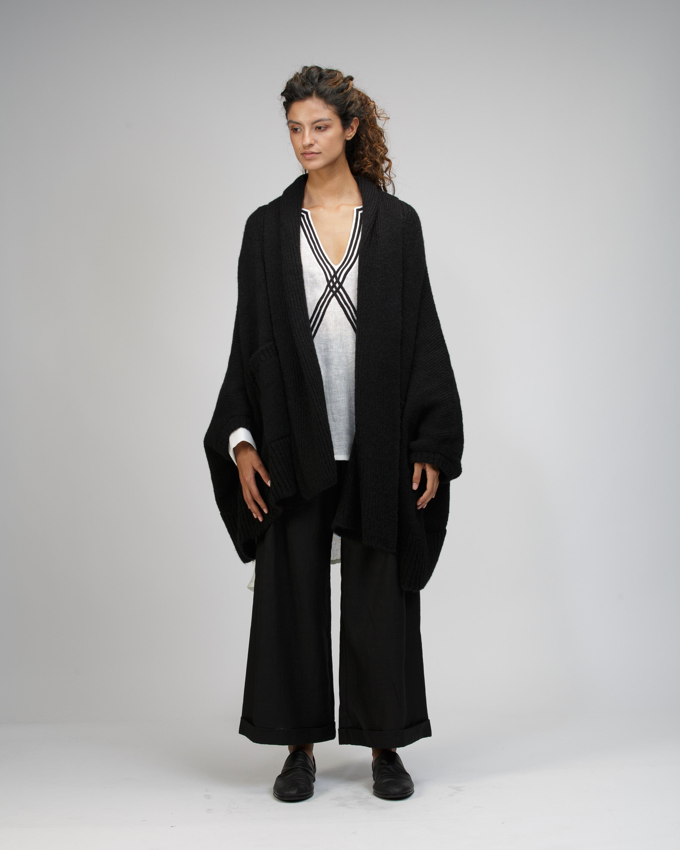 BLACK TRIANGLE CARDIGAN
