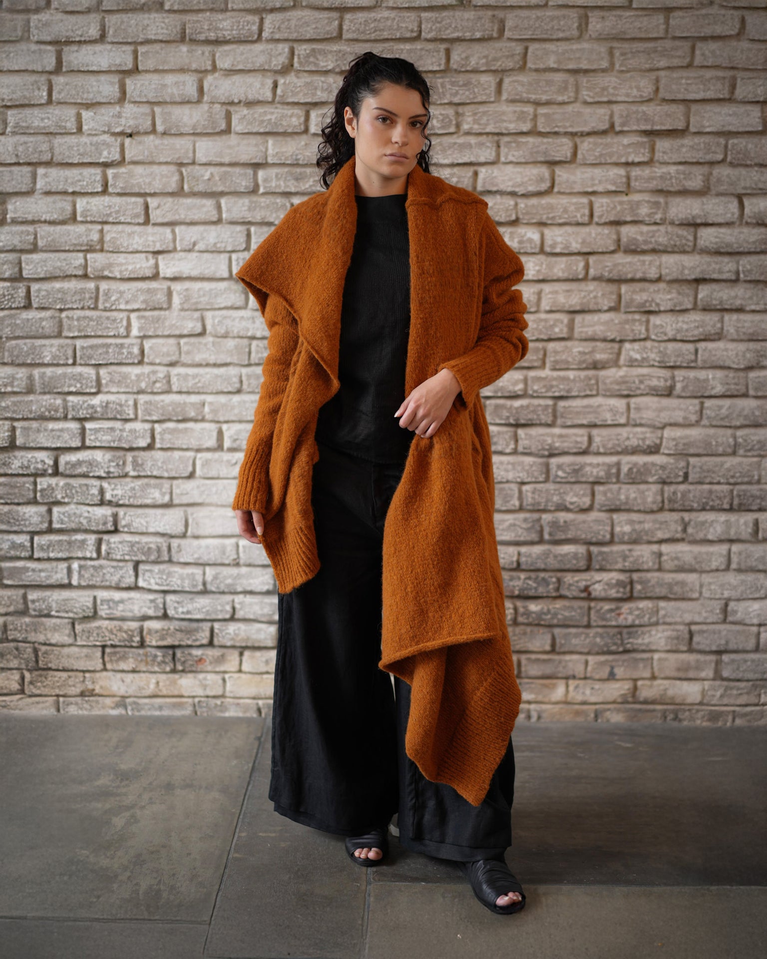 MOTH CARDIGAN IN ALPACA