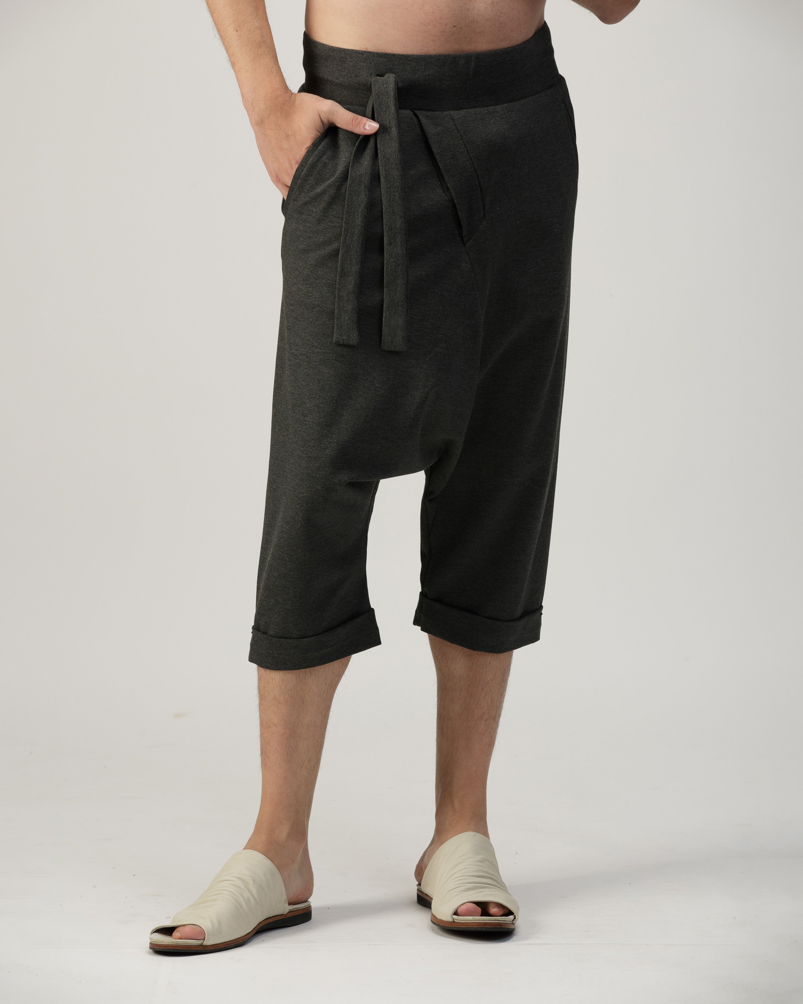 GREY TORNADO SHORTS
